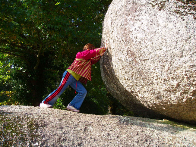 lose et la Roche Branlante