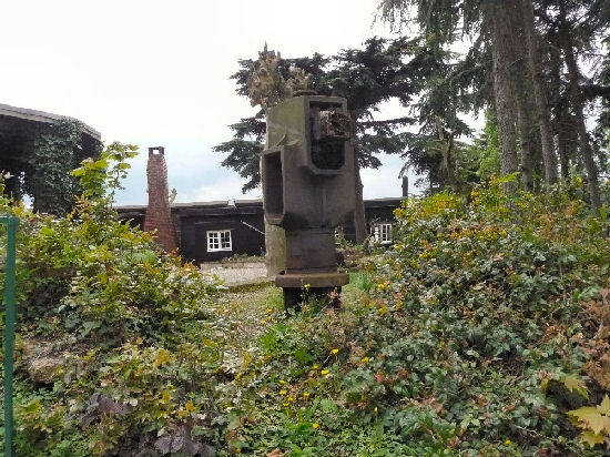 Une lanterne de l'ancien moulin