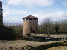 Tour de la Poudrire